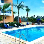Apartment In The Sun *