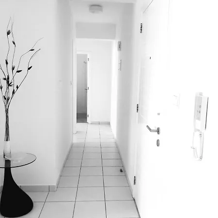 Apartment In The Sun *